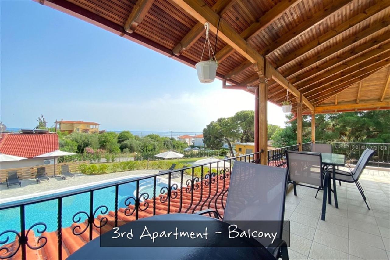 Metaxia Villa 5 bedrooms Kalyves Polygyrou Exteriör bild